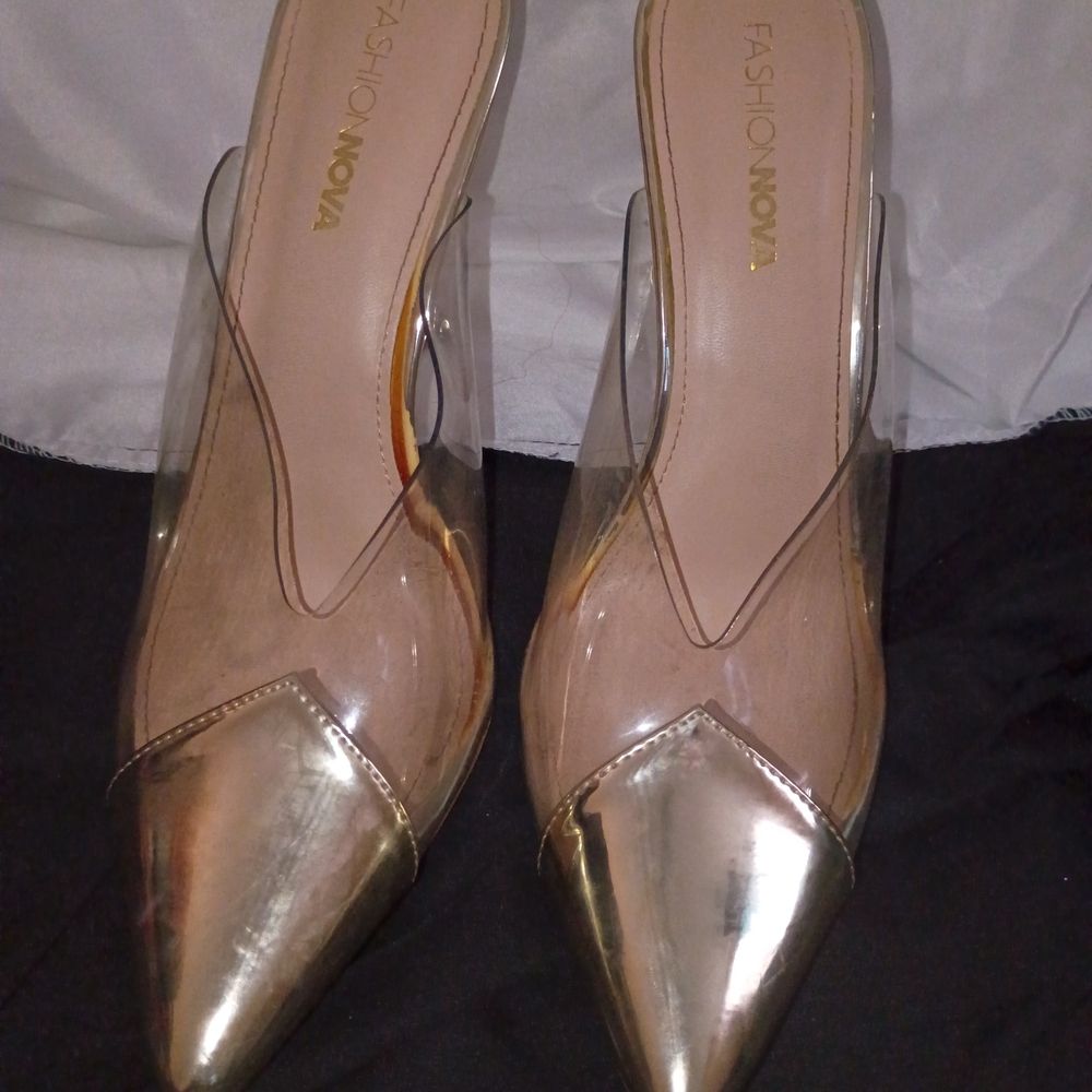 Fashion Nova Gold Heels Sleek Pointed Toe